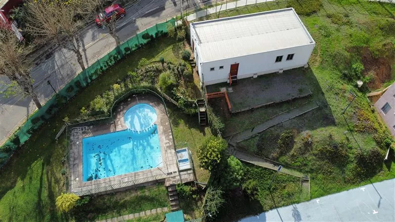 PISCINA Y SALÓN DE EVENTOS